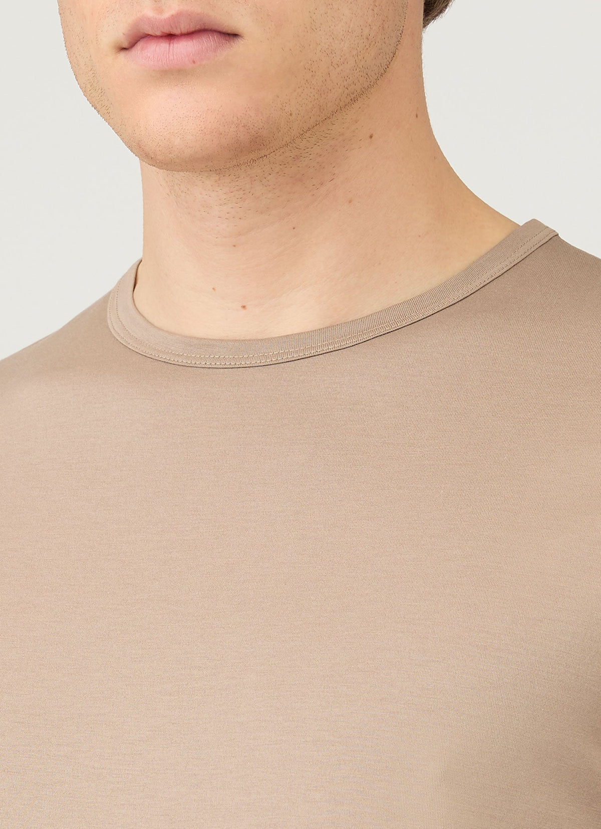 Mens Classic Tshirt In Mink Mtsh0001 Brgb