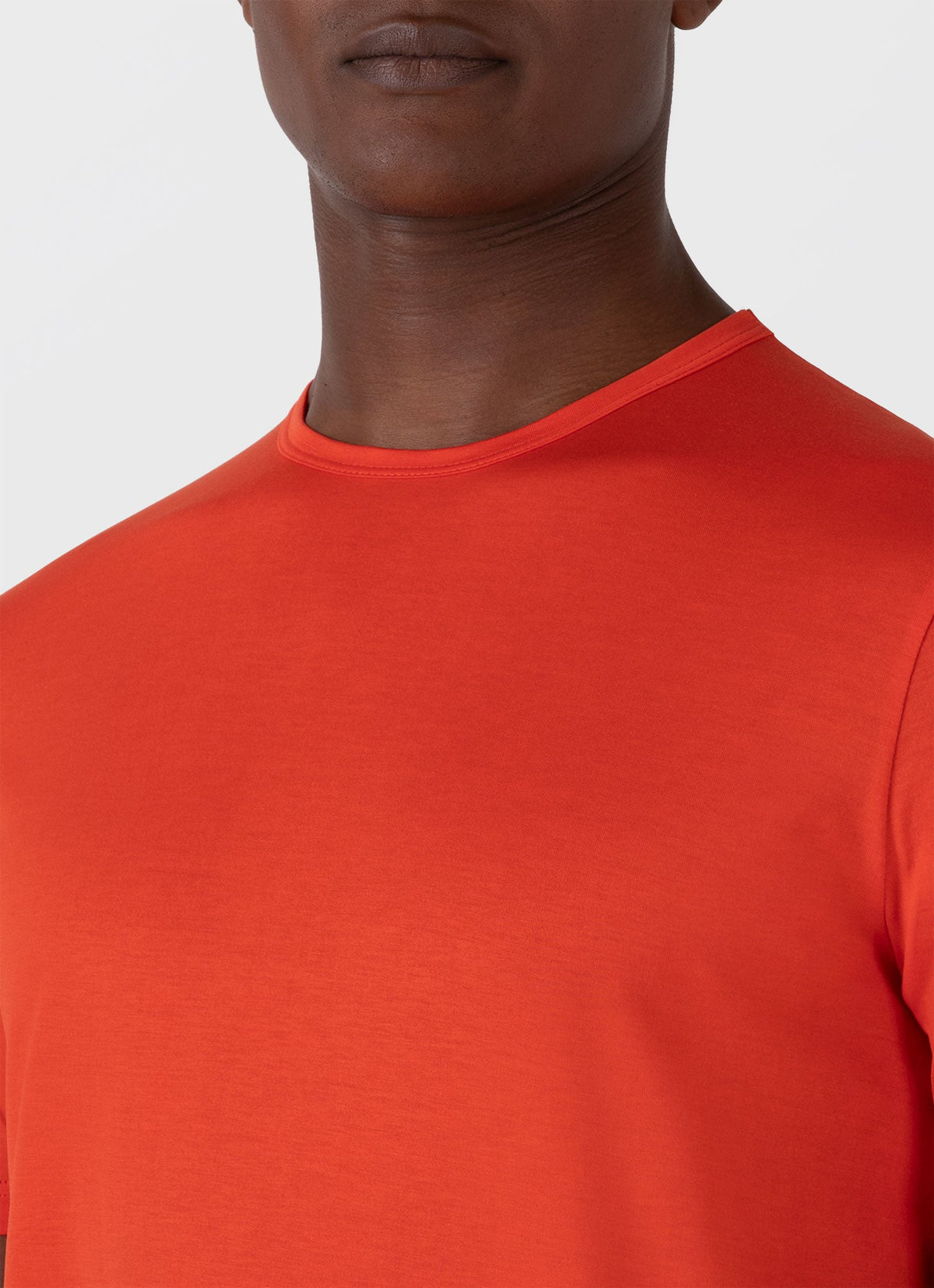 Mens Classic Tshirt In Magma Mtsh0001 Rdee