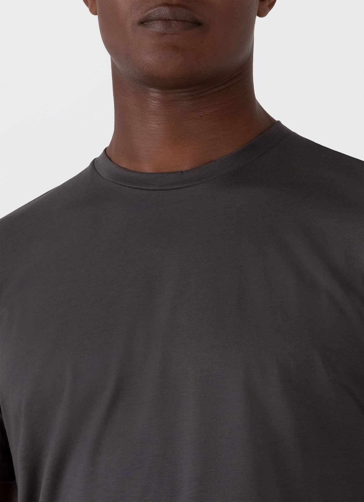 Mens Riviera Midweight Tshirt In Charcoal Mtsh0007S Gyab