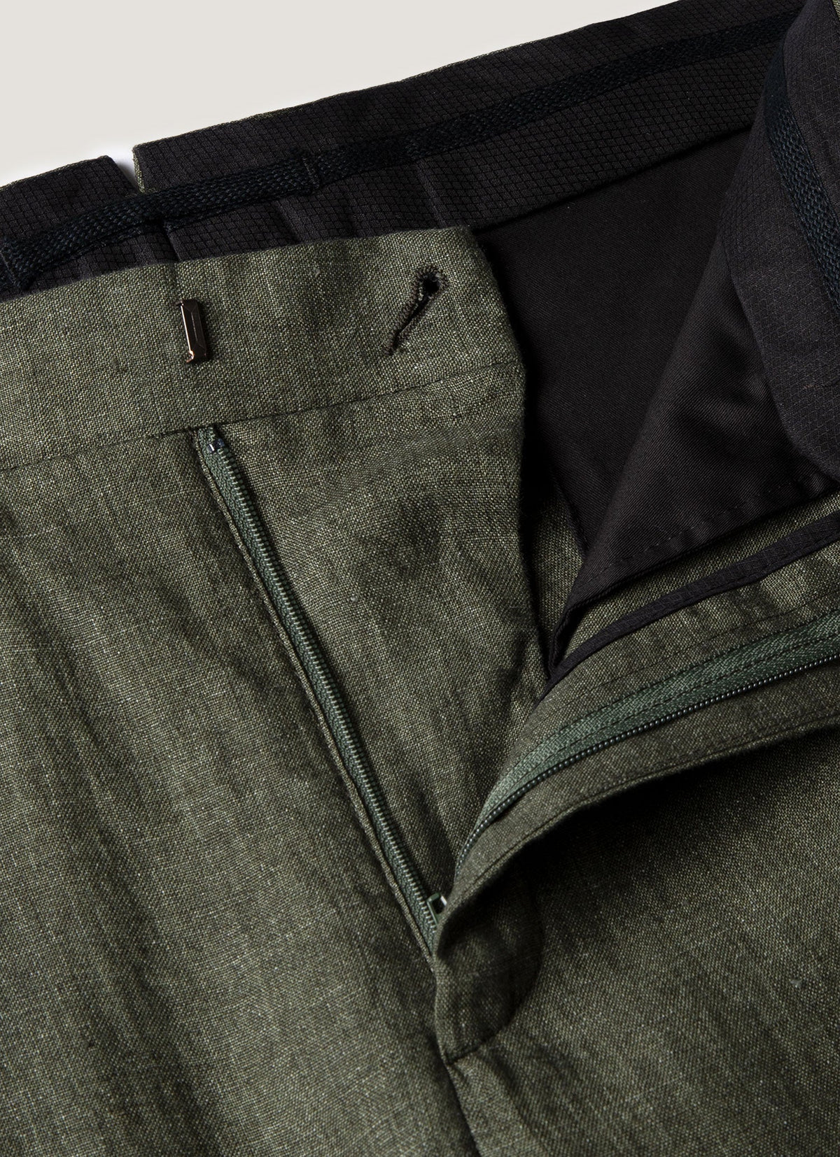 Mens Pleated Linen Trouser In Hunter Green Mtrs3115 Gngc