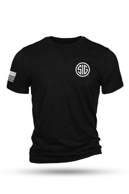 SIG SAUER American Flag - T-Shirt